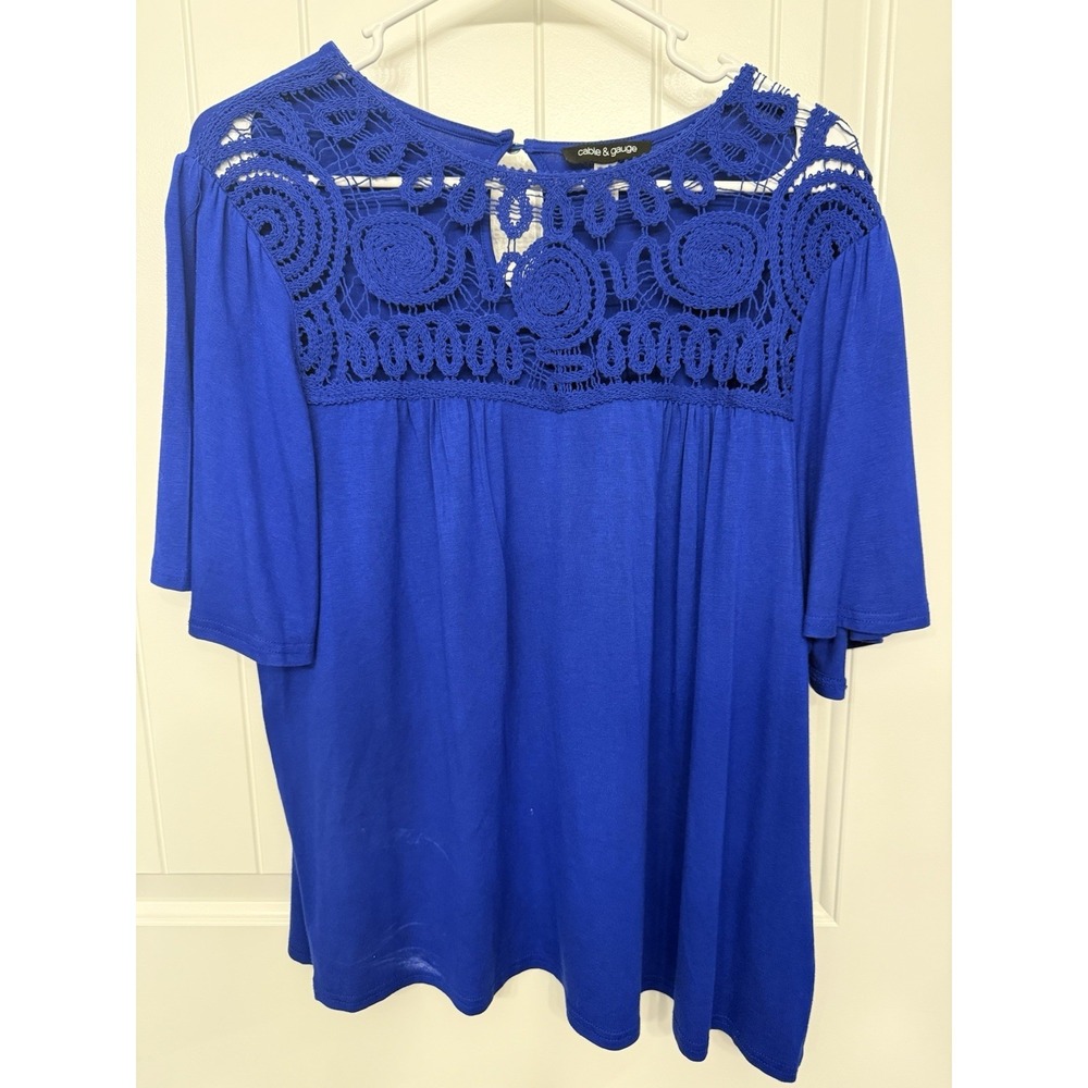Cable And Gauge Woman's Lacey Flowy Blouse Short Sleeve XL